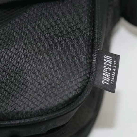 Trapstar Crossbody Bag - Picture 3 of 3